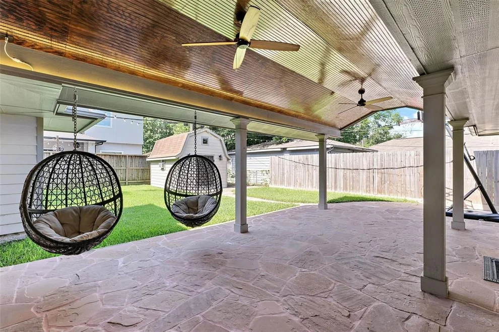 Unit for sale at 1411 Thornton Road, Houston, TX 77018