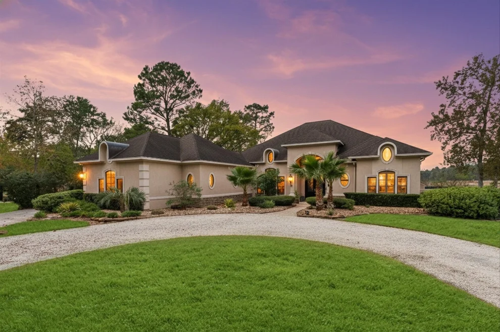 Unit for sale at 9722 Crestwater Circle, Magnolia, TX 77354