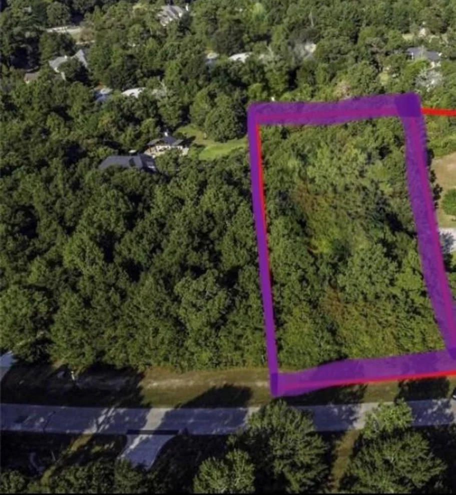Unit for sale at 8524 Crown Lake Ct, Montgomery, TX 77316