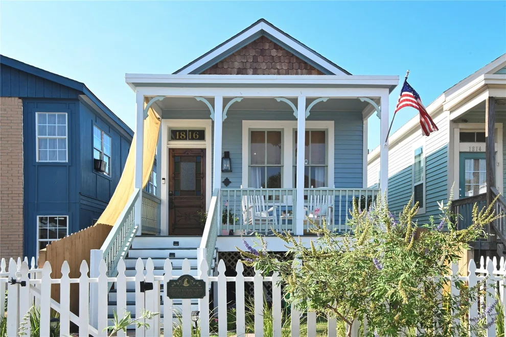 Unit for sale at 1816 Avenue N, Galveston, TX 77550