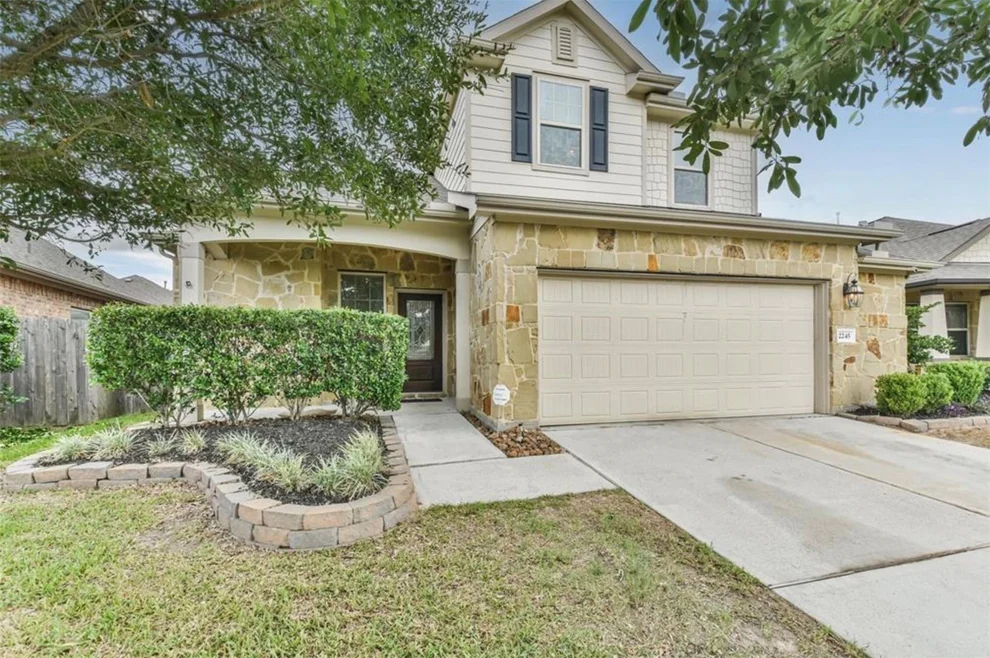 Unit for sale at 2245 Maple Point Drive N, Conroe, TX 77301