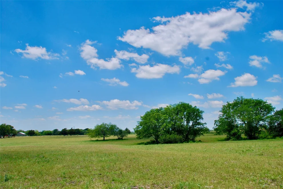 Unit for sale at 2072 Langdon Road, Weimar, TX 78962