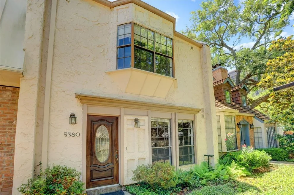 Unit for sale at 5380 Brownway Street, Houston, TX 77056