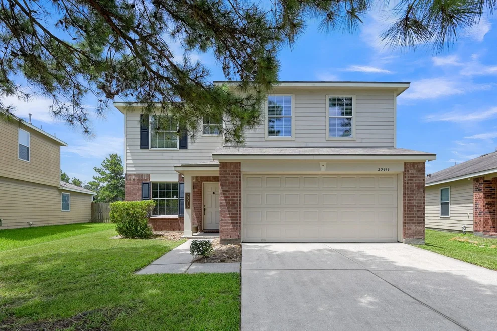 Unit for sale at 23919 Kingbriar Drive, Spring, TX 77373