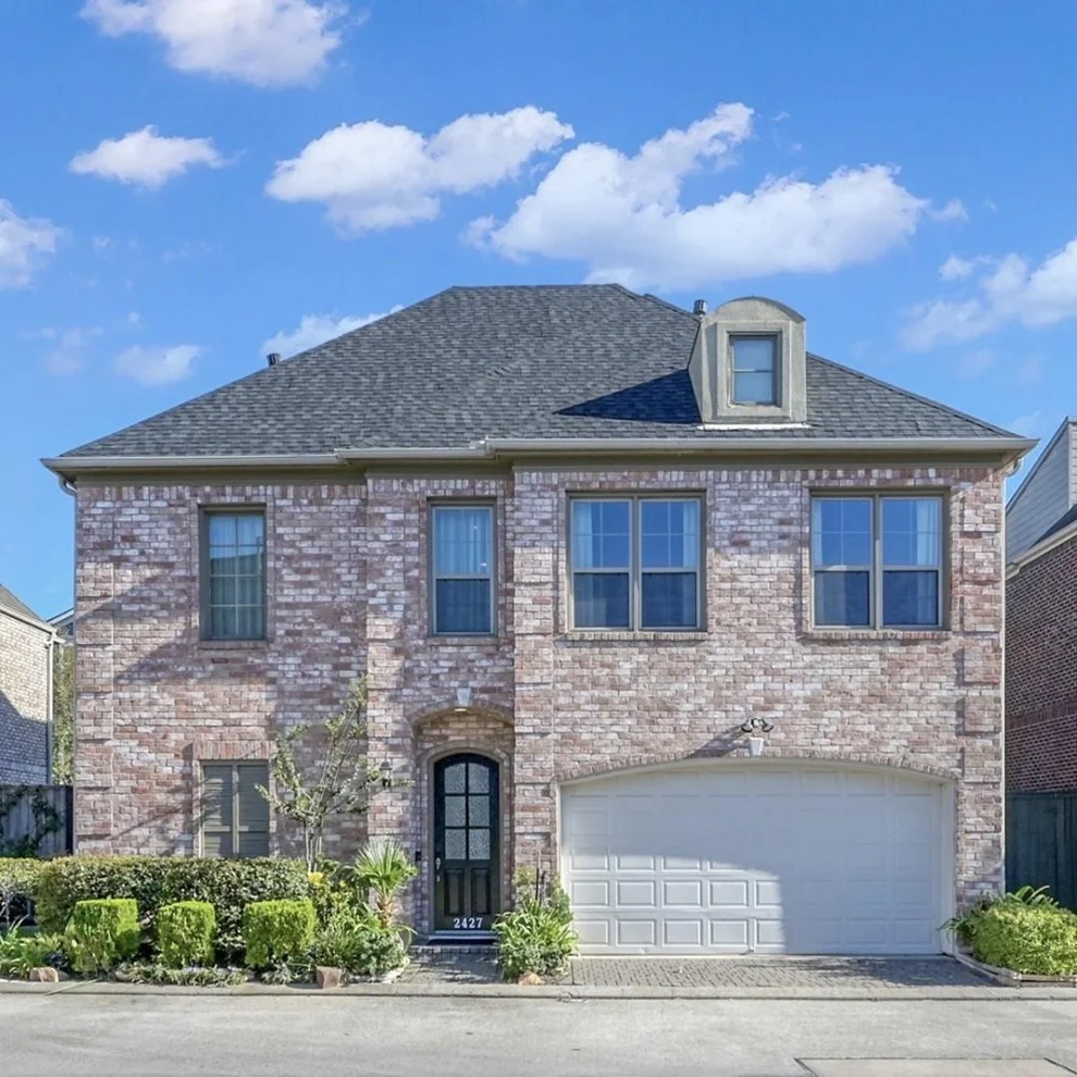 Unit for sale at 2427 N Mystic Meadow, Houston, TX 77021