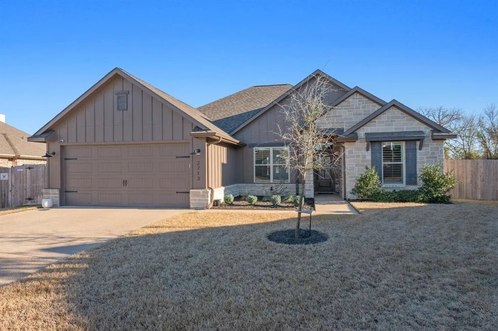 Unit for sale at 2713 Colony Vista Ct, Bryan, TX 77808