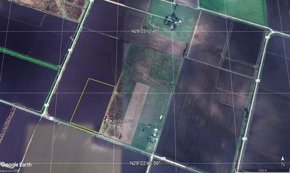 Unit for sale at 2110 County Road 220 Road, Wharton, TX 77488