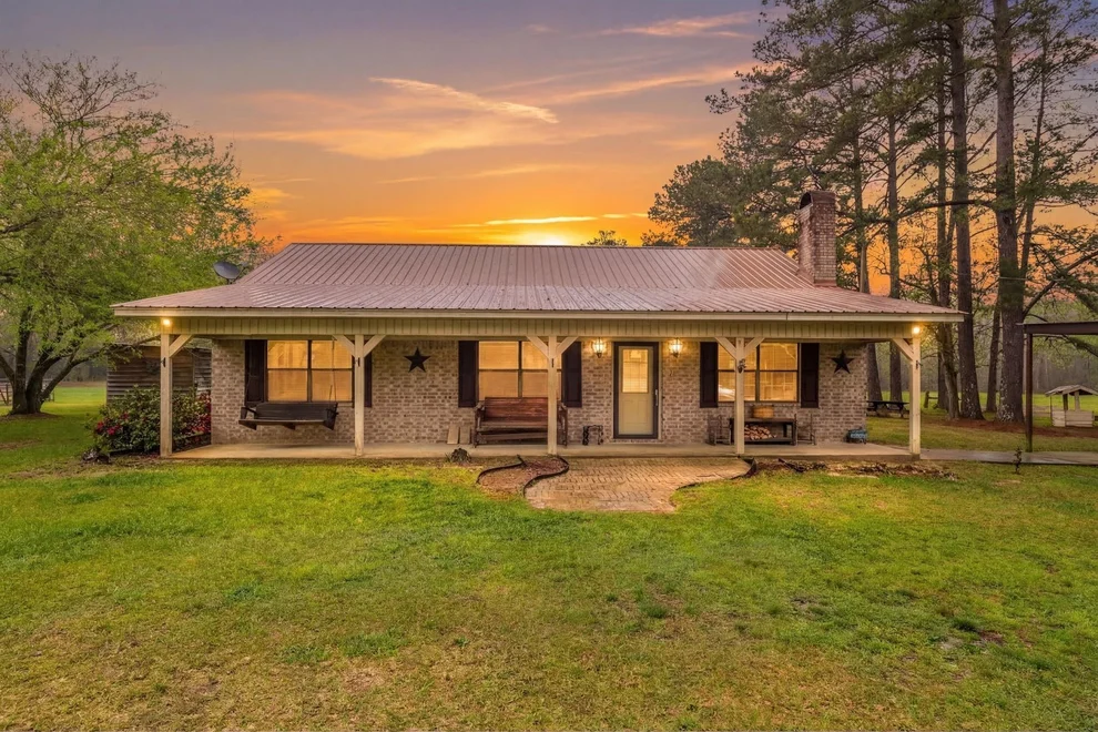 Unit for sale at 498 County Road 459 Key, Kirbyville, TX 75956