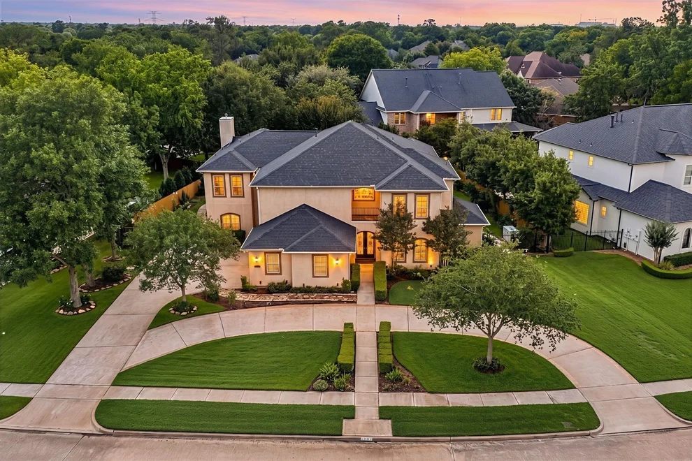 Unit for sale at 1711 Oak Shade Drive, Sugar Land, TX 77479