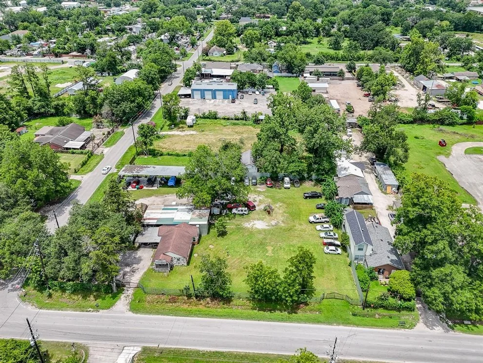 Unit for sale at 5622 Breen Drive, Houston, TX 77086