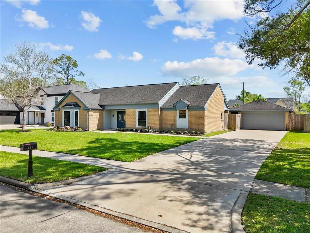 Unit for sale at 1508 Bayou Oak Drive, Friendswood, TX 77546