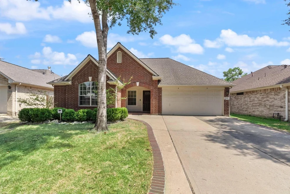 Unit for sale at 10638 Desert Springs Circle, Houston, TX 77095