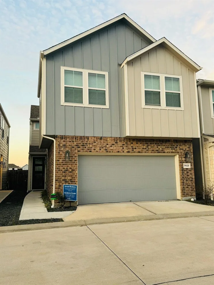 Unit for sale at 9826 Magnolia Village Lane, Houston, TX 77080