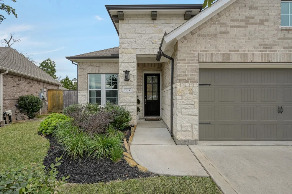 Unit for sale at 105 Dove Springs Court, Conroe, TX 77304