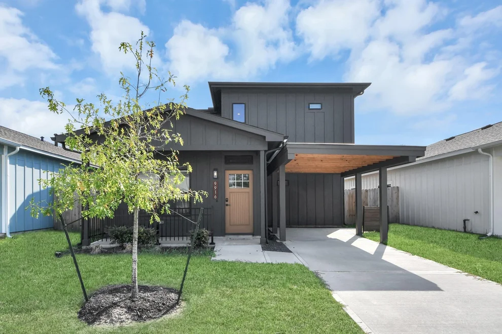 Unit for sale at 9916 Dipping Woods Street, Houston, TX 77076