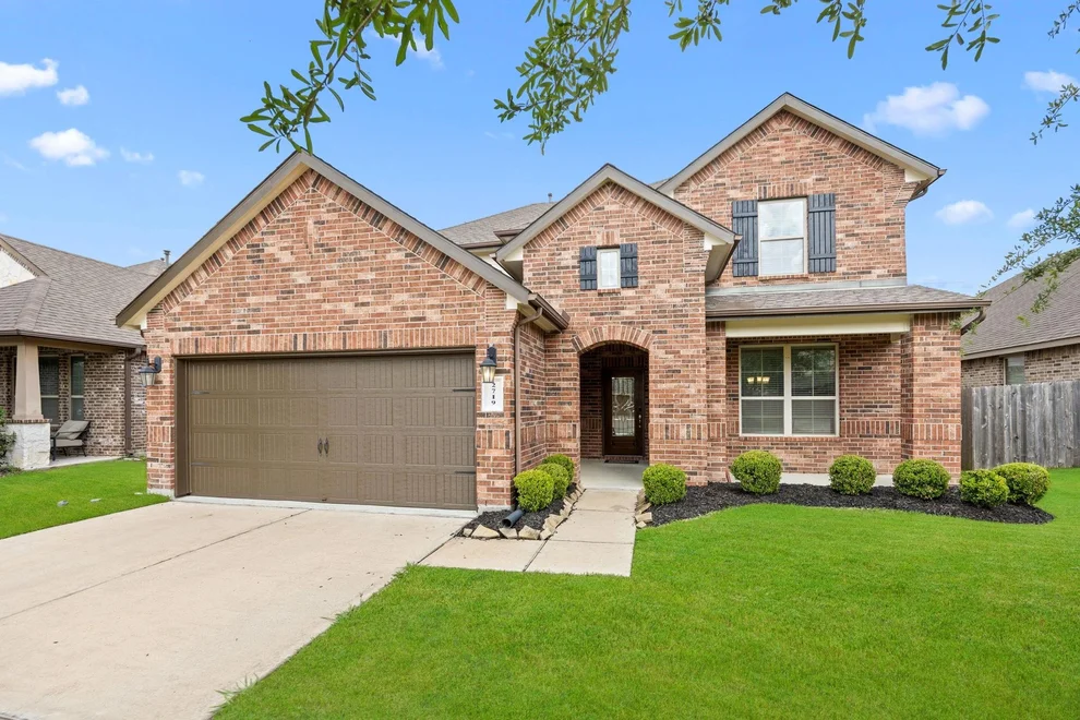 Unit for sale at 2719 Kaman Lane, Pearland, TX 77581