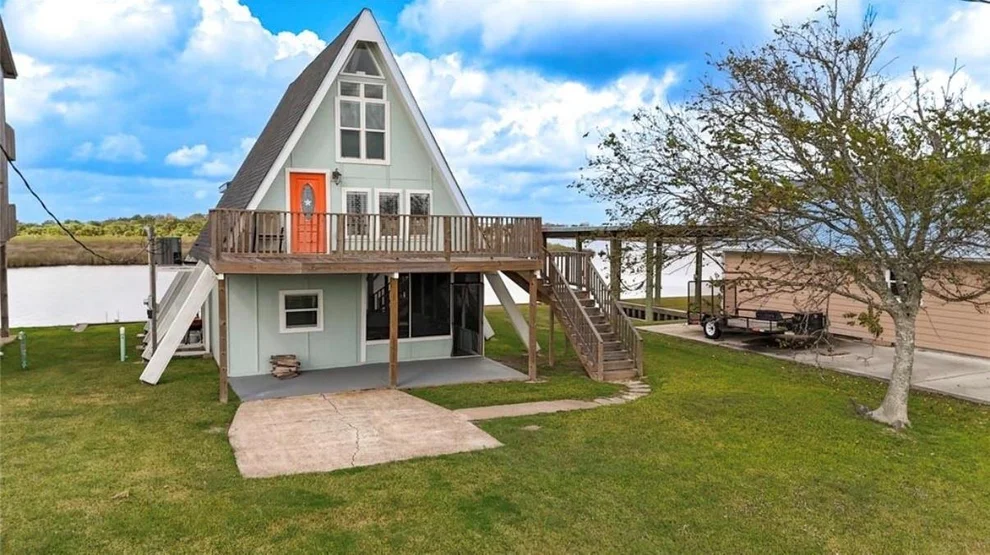 Unit for sale at 239 Redfish Drive, Freeport, TX 77541