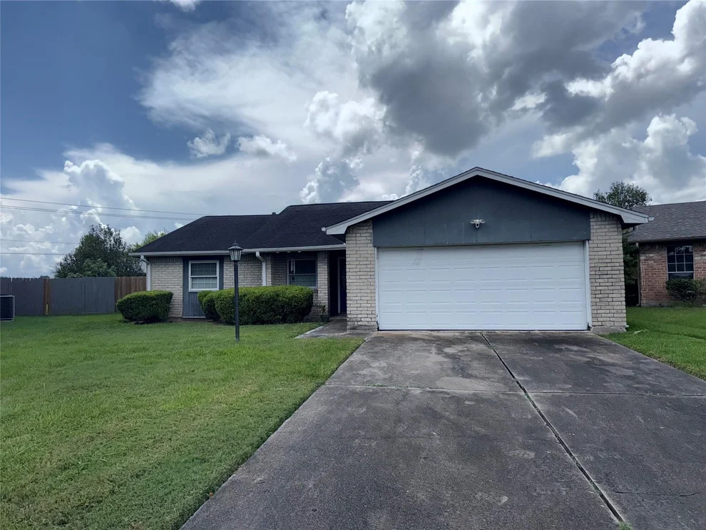 Unit for sale at 7003 Condor Way, Missouri City, TX 77489