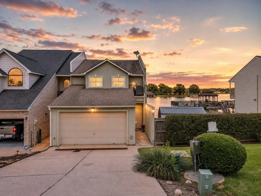 Unit for sale at 1234 Lake View Drive, Montgomery, TX 77356