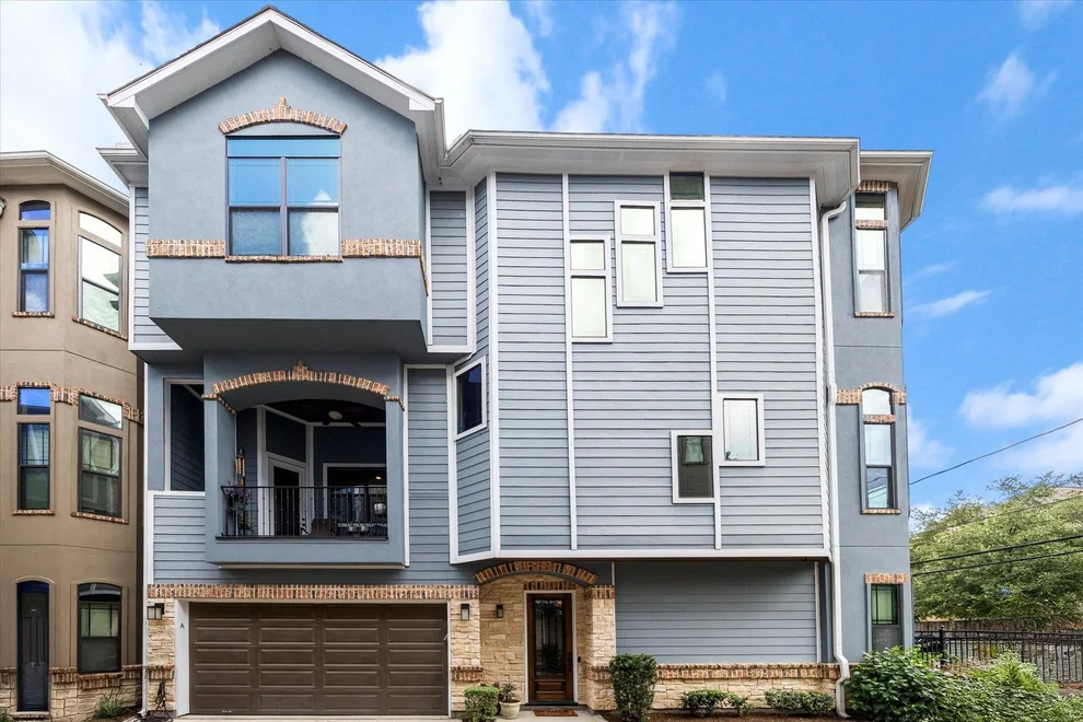 Unit for sale at 1219 W 25th Street, Houston, TX 77008