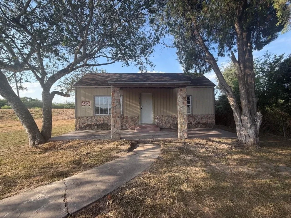 Unit for sale at 1234 Easterling Drive, Alice, TX 78332