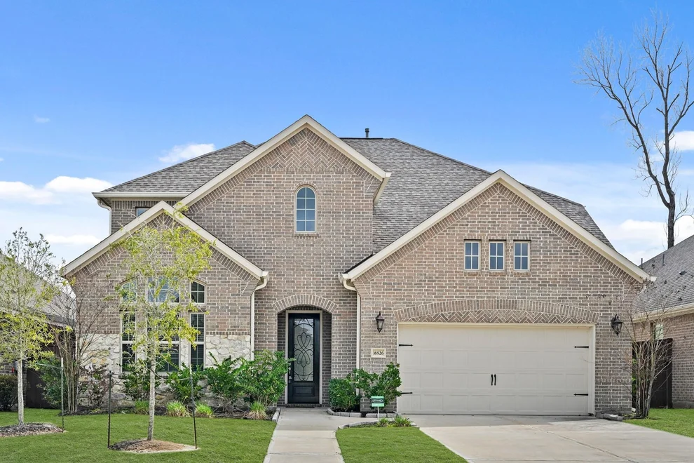 Unit for sale at 16926 Grayson Woods Lane, Humble, TX 77346