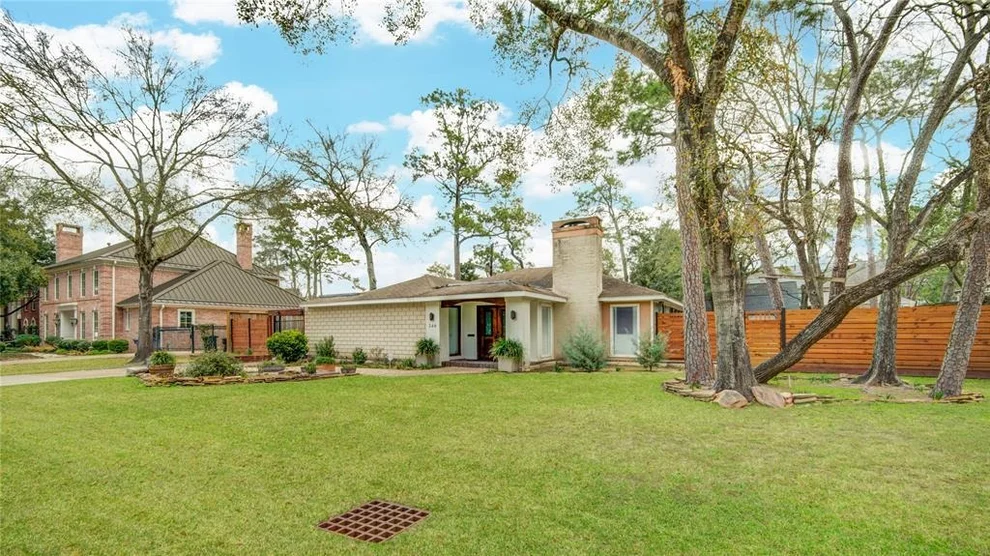 Unit for sale at 246 Warrenton Drive, Bunker Hill Village, TX 77024