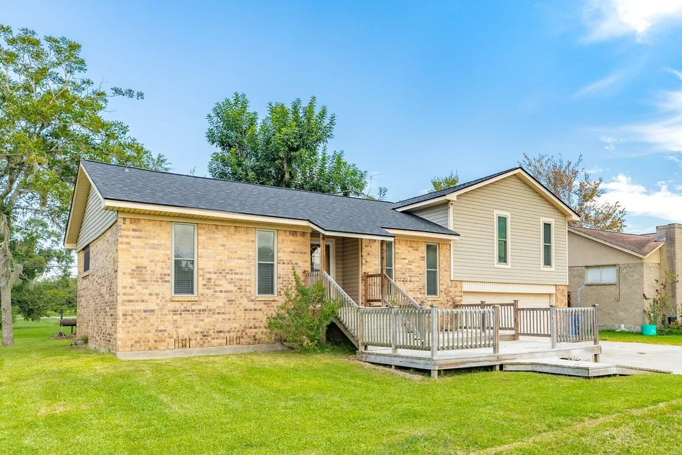 Unit for sale at 212 Briarcreek Street, Richwood, TX 77531