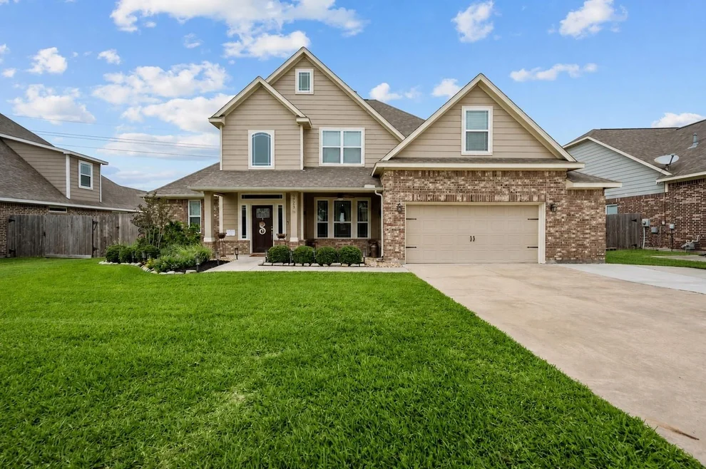 Unit for sale at 9723 Suffolk Downs Drive, Mont Belvieu, TX 77523