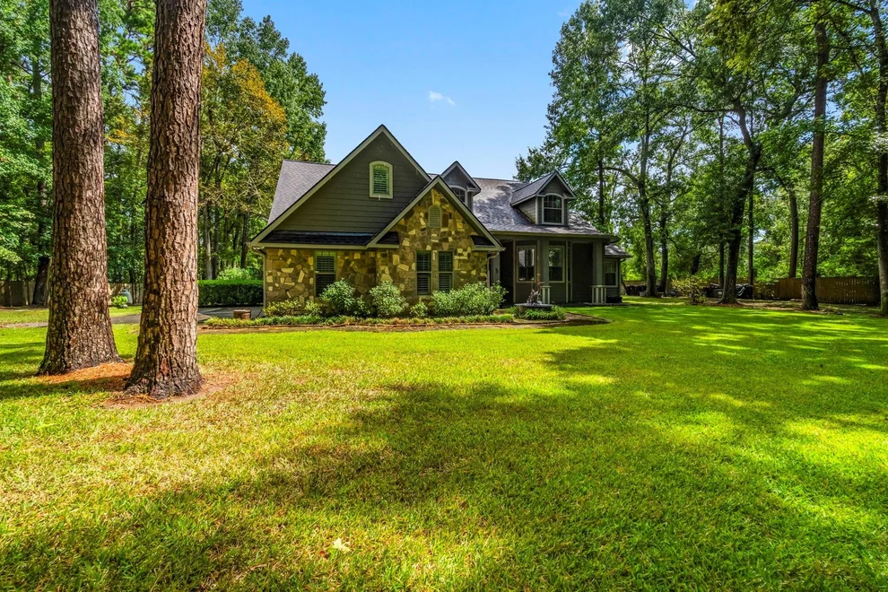 Unit for sale at 1101 Fm-224, Coldspring, TX 77331