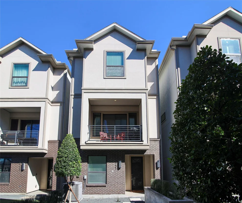 Unit for sale at 4231 Allen Street, Houston, TX 77007