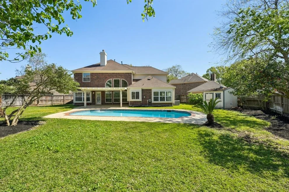 Unit for sale at 14227 Edinburgh Court, Houston, TX 77077
