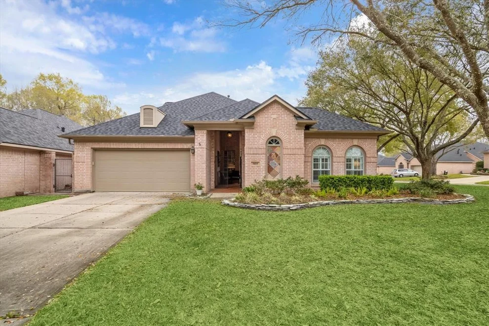 Unit for sale at 19315 Meadow Rose Court, Kingwood, TX 77346