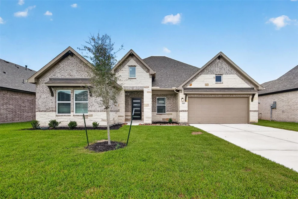 Unit for sale at 3507 Sago Palm Dr, Manvel, TX 77578