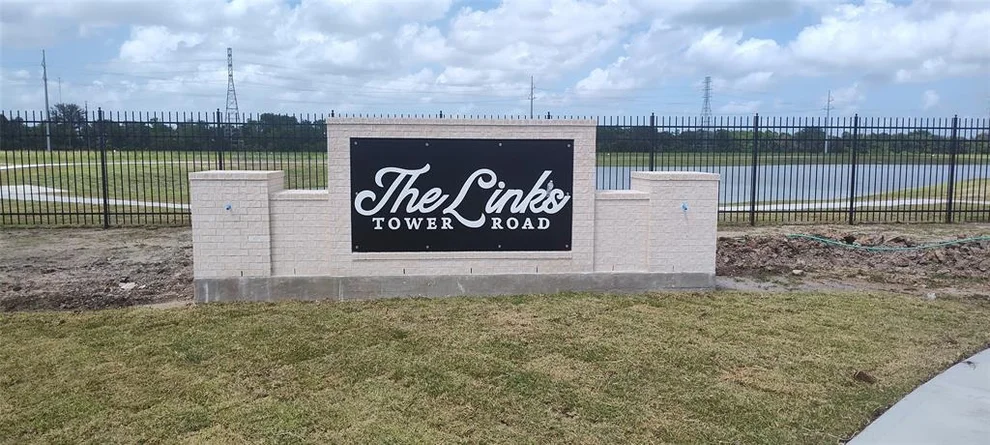 Unit for sale at 3119 Oakmont Lane, Santa Fe, TX 77517
