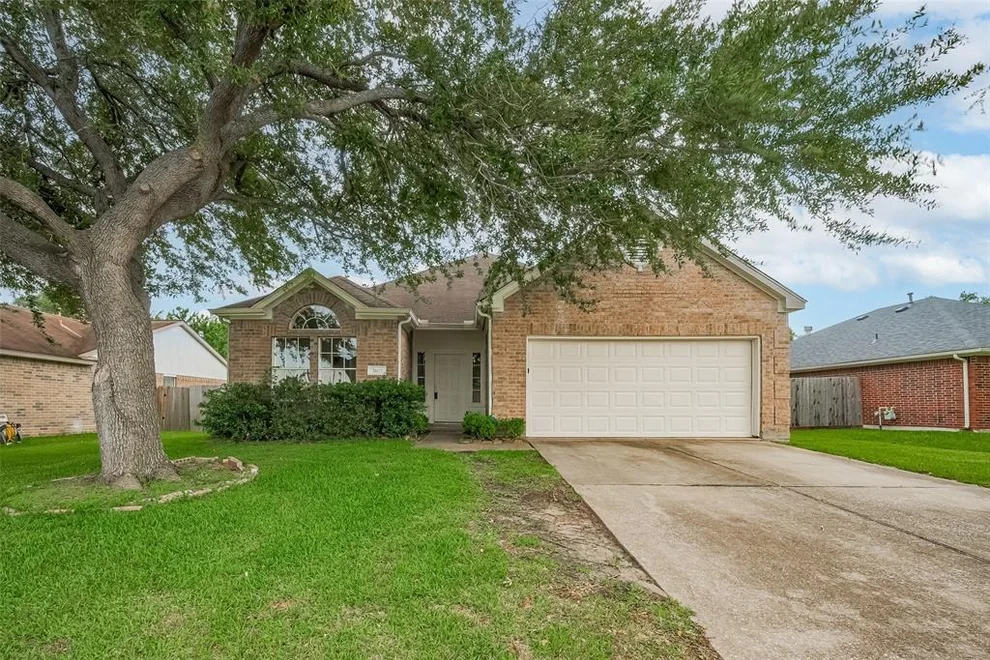 Unit for sale at 7407 Breda Drive, Baytown, TX 77521