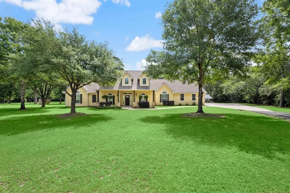 Unit for sale at 34102 Century Oaks Court, Magnolia, TX 77355