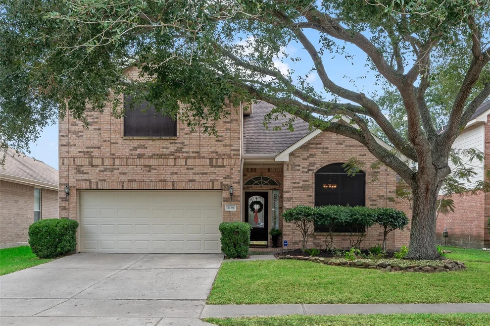 Unit for sale at 1139 Eastbourne Lane, Pearland, TX 77584