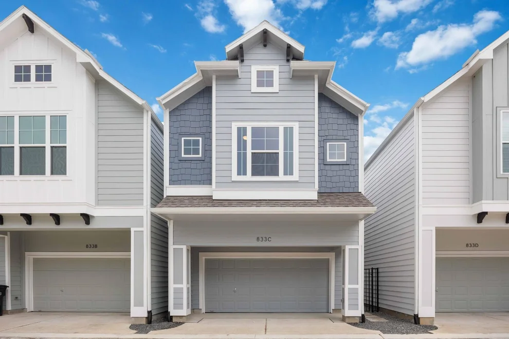 Unit for sale at 833 Fisher Street, Houston, TX 77018