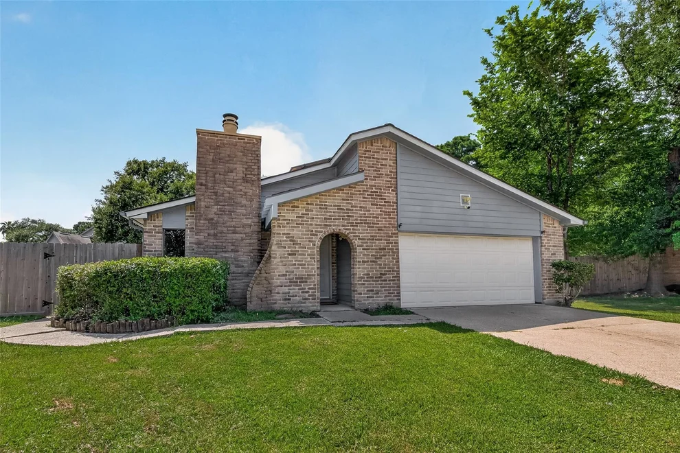 Unit for sale at 17611 Ten Curves Court, Spring, TX 77379