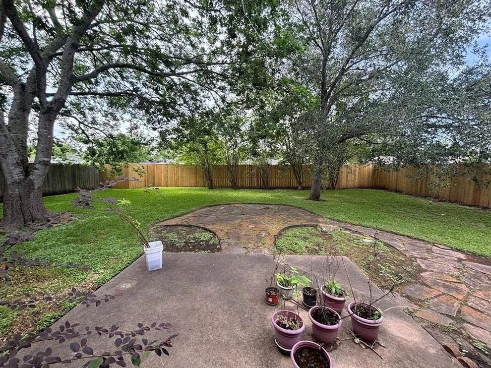 Unit for sale at 227 Shiloh Drive, Richmond, TX 77469