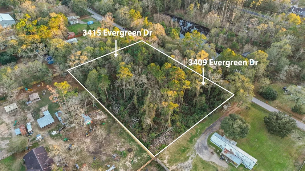 Unit for sale at 3415 Evergreen Drive, Kingwood, TX 77365