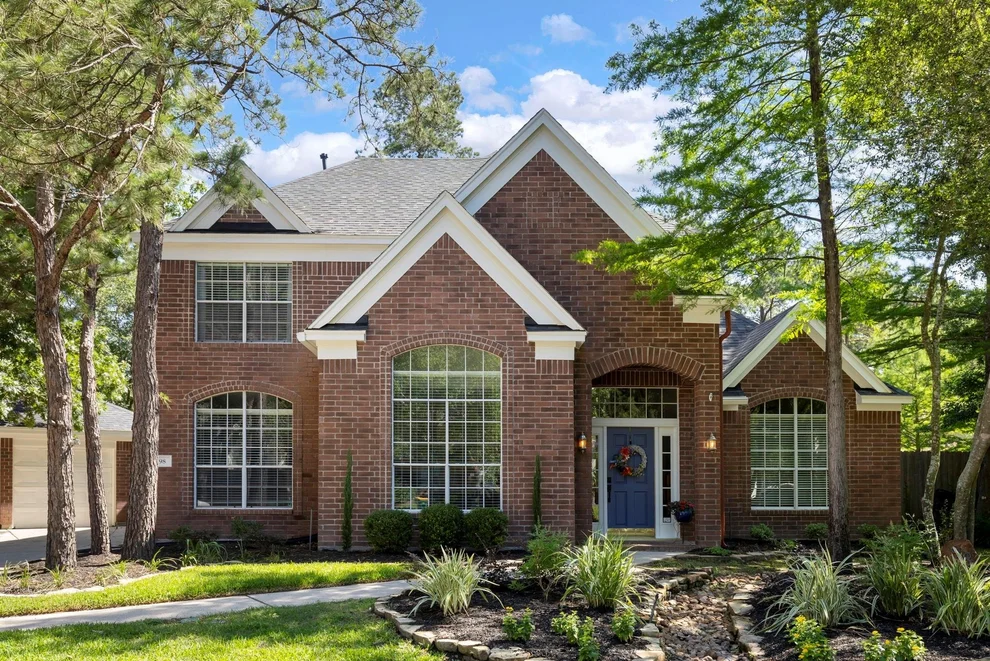 Unit for sale at 98 W Night Heron Place, The Woodlands, TX 77382