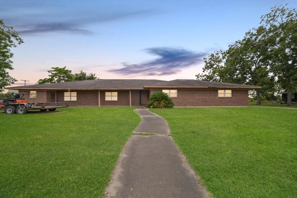 Unit for sale at 3615 Rose Street, Bay City, TX 77414