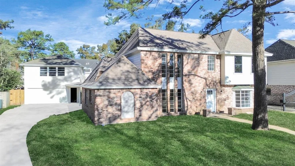 Unit for sale at 1810 Saddlecreek Drive, Houston, TX 77090