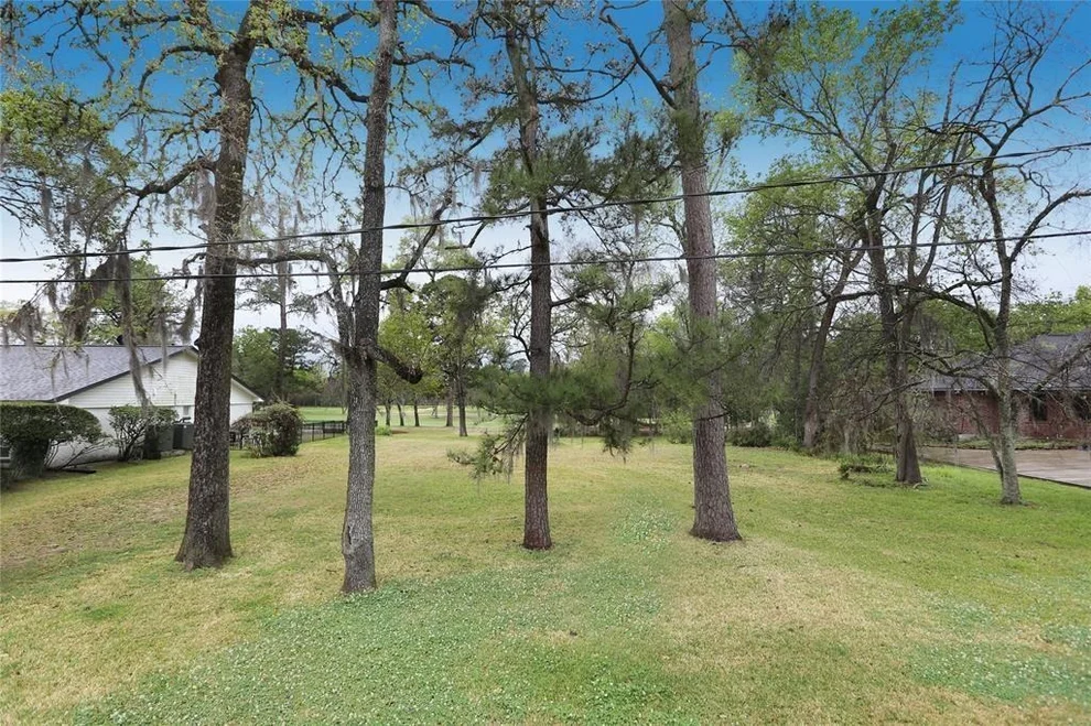 Unit for sale at 14231 Indian Wells Drive, Houston, TX 77069