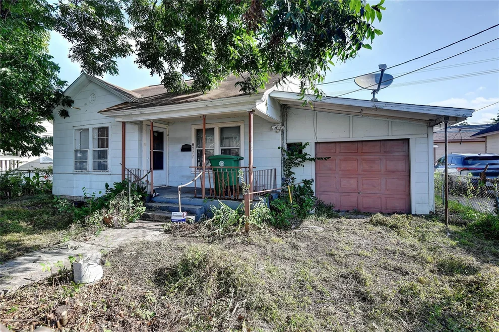 Unit for sale at 6711 Avenue C, Houston, TX 77011
