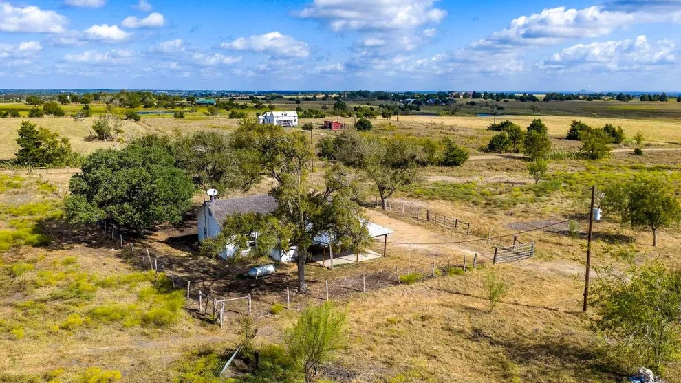 Unit for sale at 1 Berger Road, Schulenburg, TX 78945