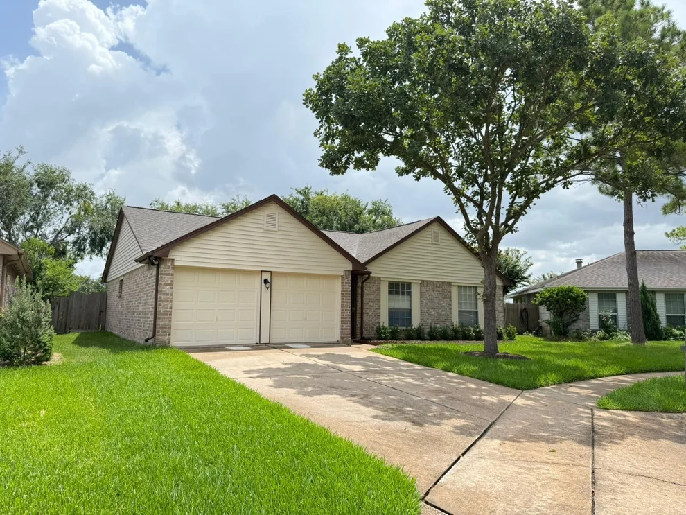 Unit for sale at 2210 S Ferrisburg Court, Sugar Land, TX 77478