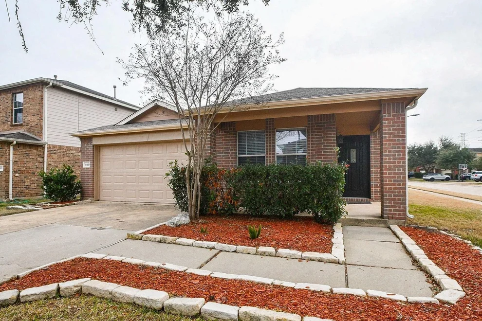 Unit for sale at 19327 Christine Crossing Drive, Richmond, TX 77407
